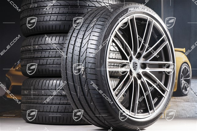 22" Sommerräder Satz 911 Turbo IV Design, Felgen 10J x 22 ET48 + 11,5J x 22 ET61 + Pirelli Sommerreifen 285/35 ZR22 + 315/30 ZR22, mit RDK-Sensoren