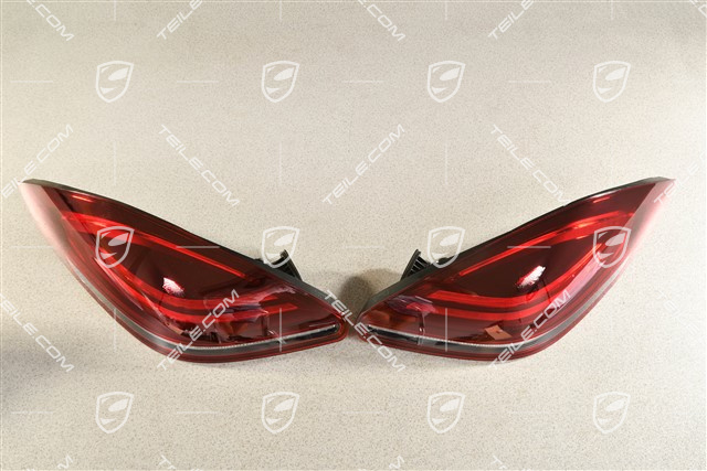 Lampy tylne przyciemnione facelift, komplet (L+R) RHD