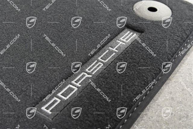 Zestaw dywaników / mat podłogowych, welur z klipsami mocującymi, Wersja long / Executive, czarny