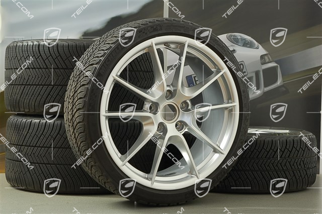 20-inch Carrera S (III) winter wheel set, 8,5J x 20 ET51 + 11J x 20 ET70, winter tyres 245/35 ZR20 + 295/30 ZR20