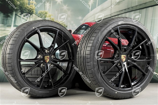 20" Carrera S Sommerräder Satz, Felgen 8J x 20 ET57 + 10J x 20 ET45, Reifen Good Year 235/35 ZR20 +265/35 ZR20, schwarz (hochglanz), mit RDK-Sensoren