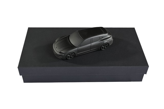 Porsche Taycan - Model car / Paperweight