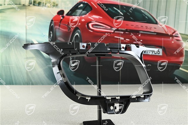 Cover exhaust pipe, R