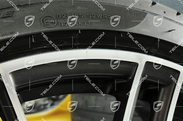 20" Sommerräder 911 Turbo IV, Felgen 11,5J x 20 ET56 + 9J x 20 ET51 + Pirelli P Zero Sommerreifen 305/30 ZR20 + 245/35 ZR20, mit RDK-Sensoren