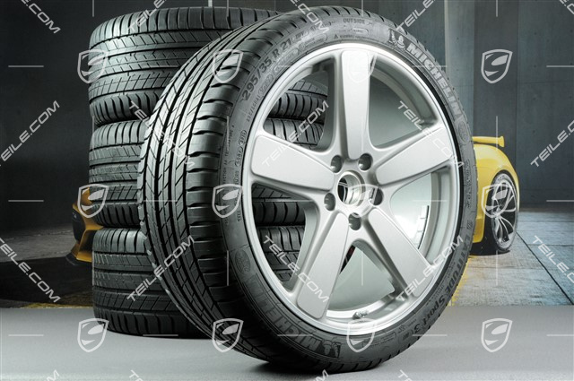 21" Sport Classic komplet kół letnich, felgi 10J x 21 ET50 + opony letnie Michelin 295/35 R21, GT Silbermetallic, z czujnikami ciśnienia