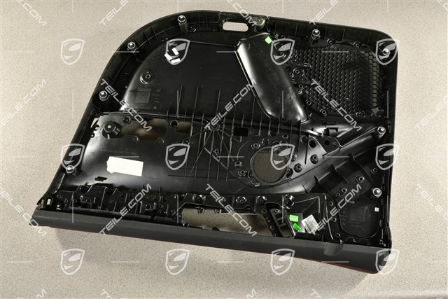 GTS, Tapicerka przednich drzwi, Alcantara, Czarne / Czerwone, Bose, L