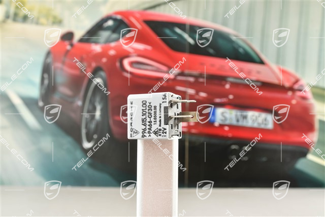 Fuel pump relay