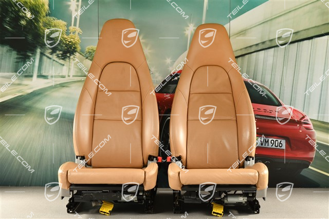 Fotele, regulowany elektrycznie, 14-way, lędźwia, wentylacja, skóra, beżowe, z herbem, L+R