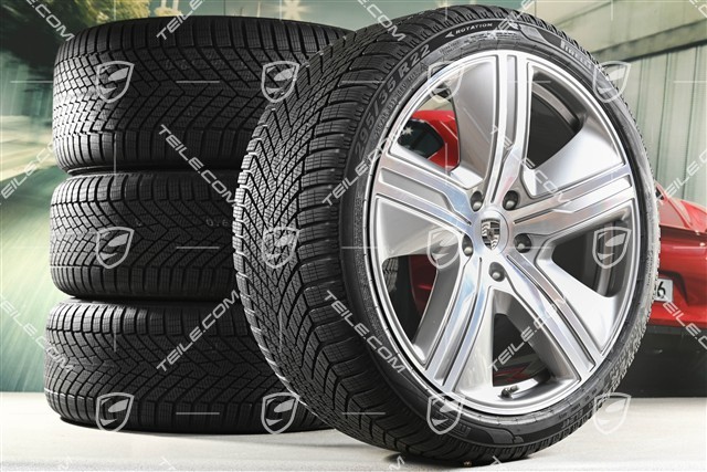 22" Macan Exclusive Design Winterräder Satz, Felgen 9J x 22 ET29 + 11J x 22 ET47 + Pirelli Winterreifen 255/40 R22 + 295/35 R22, in Platinsilber