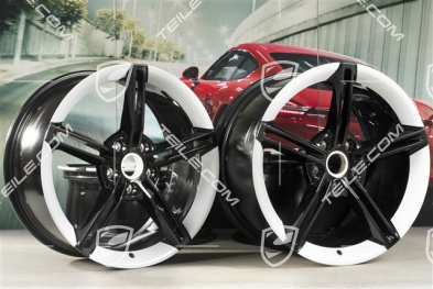 21" Komplet felg Mission E Design, 9,5J x 21 ET60 + 11,5J x 21 ET66, czarny wysoki połysk/Biały Carrera