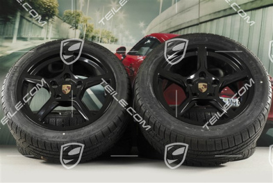 18" Boxster Winterräder Satz, Felgen 8J x 18 ET57 + 9,5J x 18 ET49 + NEUE Pirelli Sottozero II Winterreifen 235/45 R18 + 265/45 R18, schwarz hochglanz