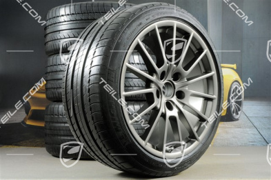 20" Komplet kół letnich Panamera Sport, felgi 2 x 9,5J x 20 ET 65 + 2 x 11,5 J x 20 ET 63, opony 255/40 ZR20 + 295/35 ZR20, Platinum, z czujnikami ciśnienia
