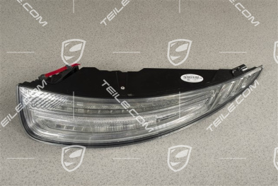 Lampa tylna przezroczysta (biała), wersja UK, R