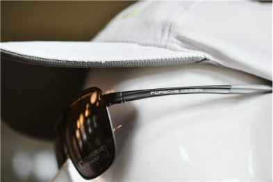 "60Y 911" Porsche Design Sunglasses P'8966, Jubiläumsedition "60 Jahre Porsche 911", Ltd. Edition, schwarz/grau