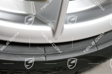 20" Carrera S summer wheel set, rims 8J x 20 ET57 + 10J x 20 ET45 + NEW Pirelli summer tires 235/35 ZR20 + 265/35 ZR20, silver, with TPMS