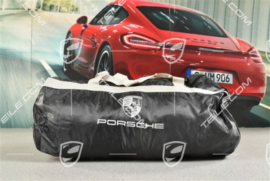 GT4, Pokrowiec na samochód, do użytku wewnętrznego