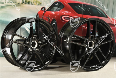 19-inch Panamera Turbo II wheel set, 10J x 19 ET61 + 9J x 19 ET60,  black high gloss
