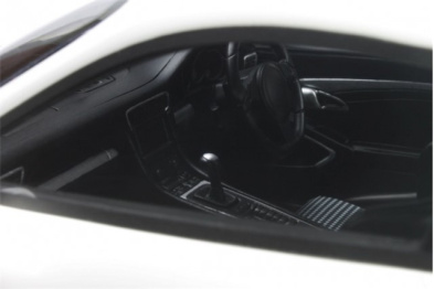 GT SPIRIT Porsche RUF 911 (991) RGT 2015, white, scale 1:18