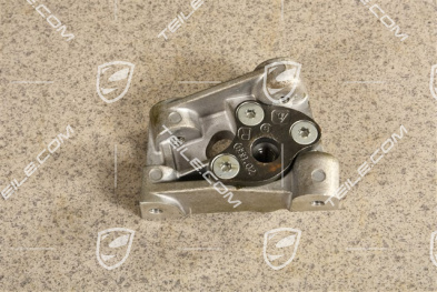 Mounting, R