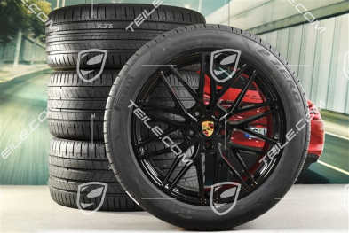 21-inch Cayenne Coupe RS Spyder Design summer wheel set, rims 9,5J x 21 ET46 + 11,0J x 21 ET49 + Pirelli P Zero summer tyres 285/45 R21 + 315/40 R21, with TPMS, black high gloss