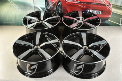 22" Komplet felg Cayenne Coupe Exclusive Design Sport, 10J x 22 ET48 +11,5J x 22 ET52, czarny wysoki połysk