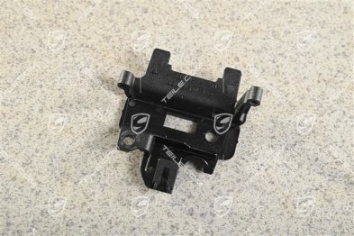 Aufnahme für Multimedia-Schnitstelle USB / AUX