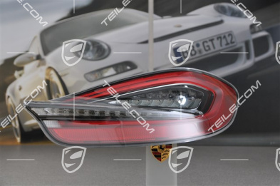Lampa tylna, przyciemniona, R