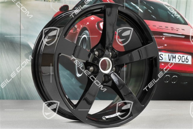 18" Felge Macan, 8J x 18 ET21, in schwarz hochglanz