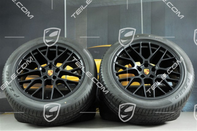 20" "RS Spyder Design" in Schwarz (seidenglanz), Sommerräder Satz, Felgen 9J x 20 ET26 + 10J x 20 ET19 + Pirelli Sommerreifen 265/45 R 20 + 295/40 R 20, mit RDK-Sensoren