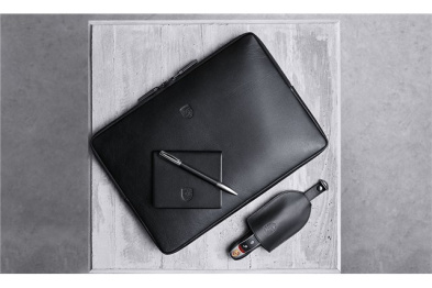 Key Pouch, black, leather, with Porsche crest/logo