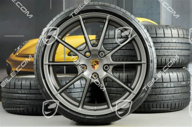 20" Spyder Sommerräder Satz, Felgen 8,5J x 20 ET57 + 10,5J x 20 ET47, Pirelli Sommerreifen 235/35 ZR20 + 265/35 ZR20