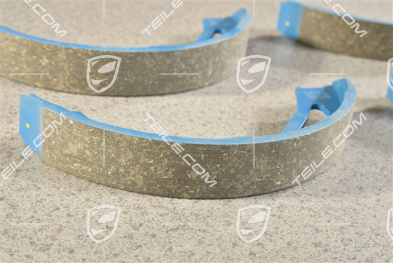 1 Set Handbrake / brake shoe, rear axle (4 pcs.)