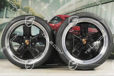 19" Sommerräder Satz "911 Sport Classic", Felgen 8,5J x 19 ET55 + 11,5J x 19 ET50, Michelin Sommerreifen 235/35 ZR19 + 305/30 ZR19, mit RDK-Sensoren