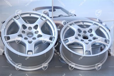 19-inch Carrera S wheel set, 8J x 19 ET57 + 11J x 19 ET51