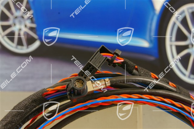 Gniazdo Multimedia, USB, zestaw uniwersalny, tylko w połączeniu z PCM3.1