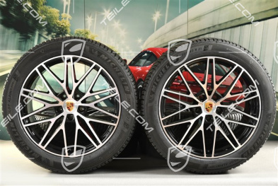 21-inch Cayenne "RS Spyder Design" winter wheel set, rims 9,5J x 21 ET46 + 11,0J x 21 ET49 + Michelin Pilot Alpin 5 SUV winter tyres 285/45 R21 + 305/40 R21, with TPMS, black high gloss with CNC frot