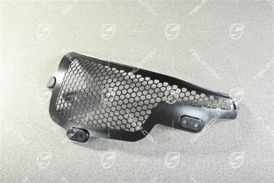 GT3 RS, Kratka wentylacyjna nadkola przedniego części tylnej, R