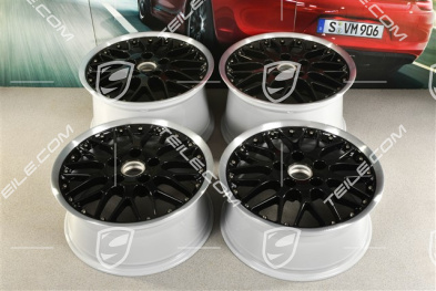 18" SportClassic II Felgensatz, 8J x 18 ET52 + 10J x 18 ET65, schwarz hochglanz
