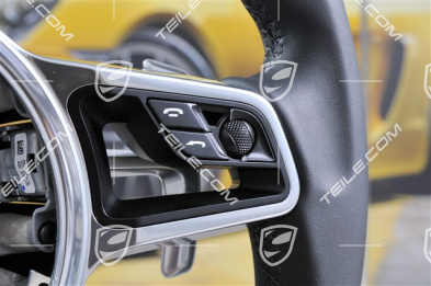Steering wheel, little damage (photo no 3)