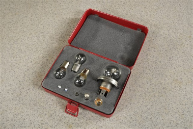 Ersatzlampenkasten, Set Glühlampen und Sicherungen 6 Volt für Porsche 356 A/B