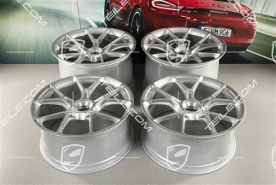 20"+21" GT3 Felgen Satz, 9,5J x 20 ET46 + 12J x 21 ET45, in Brilliant Silber