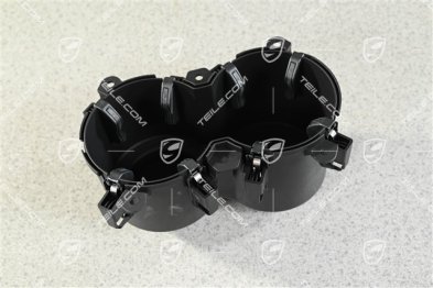 Cup holder / uchwyt na kubki w konsoli środkowej
