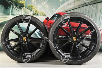 20"+21" Sommerräder Satz Carrera S, Felgen 8,5J x 20 ET53 + 11,5J x 21 ET67 + NEUE Goodyear Sommerreifen 245/35 R20 + 305/30 R21, mit RDK-Sensoren, schwarz seidenmatt