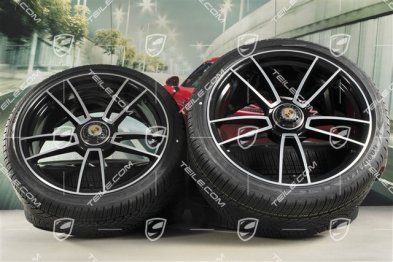 20"+21" Turbo S Winterräder Satz, Zentralverschluss Felgen 8,5J x 20 ET40 + 11J x 21 ET66 + NEUE Goodyear Winterreifen 245/35 R20 + 305/30 R21