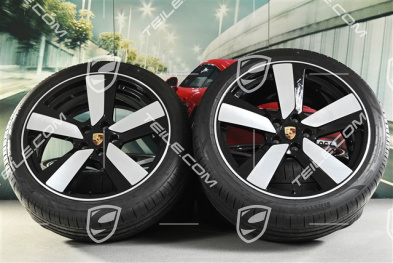 22" "Macan Sport" koła letnie, komplet, felgi 9J x 22 ET29 + 11J x 22 ET47, opony letnie Goodyear 255/40 R22 + 295/35 R22, czarny wysoki połysk