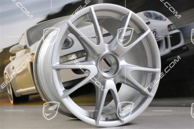 19" Felga GT3, centralne mocowanie, 11J x 19 ET67, srebrna, na zimowe opony