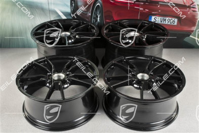 19+20" komplet felg Carrera, felgi: przednie 8,5J x 19 ET52 + tylne 11J x 20 ET66, czarny wysoki połysk