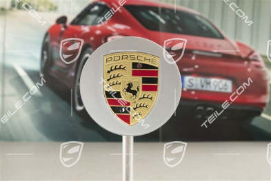 Hub cap, concave, crest coloured, Platinum Silver Metallic
