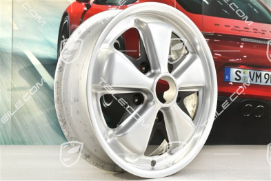 15" felga Fuchs, 4,5J x 15, odrestaurowana
